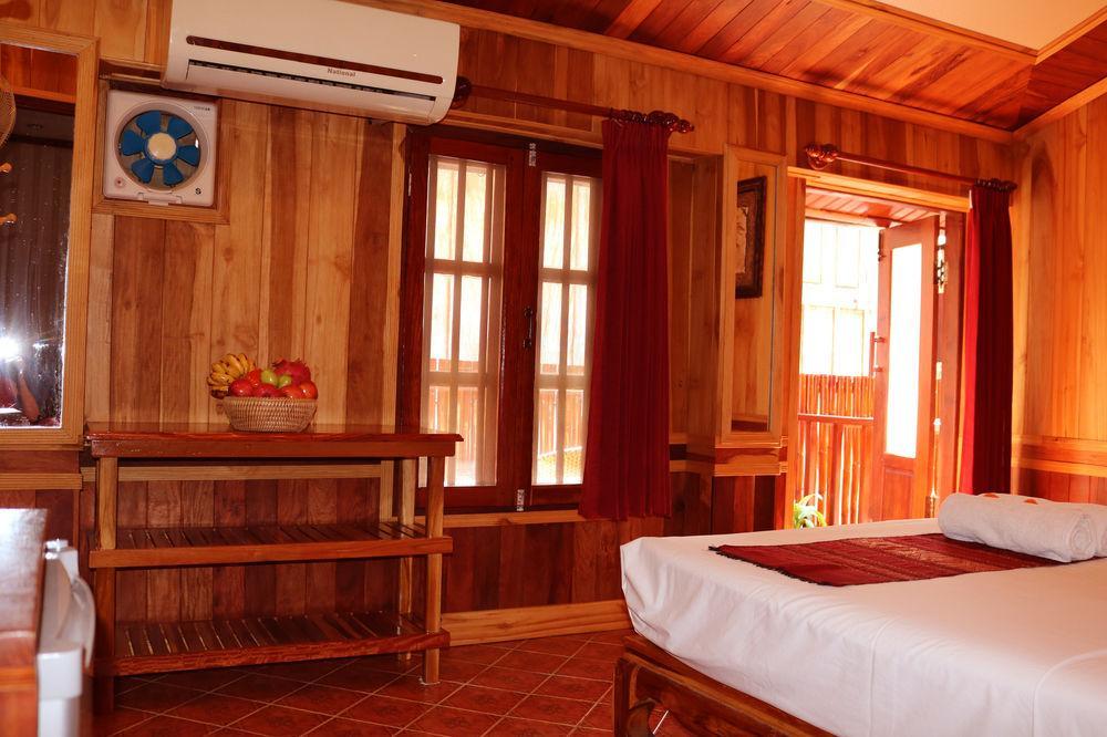 Apple Guesthouse Luangprabang Kültér fotó