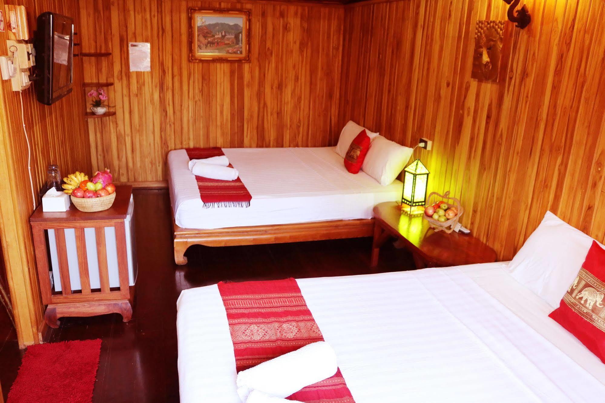 Apple Guesthouse Luangprabang Kültér fotó